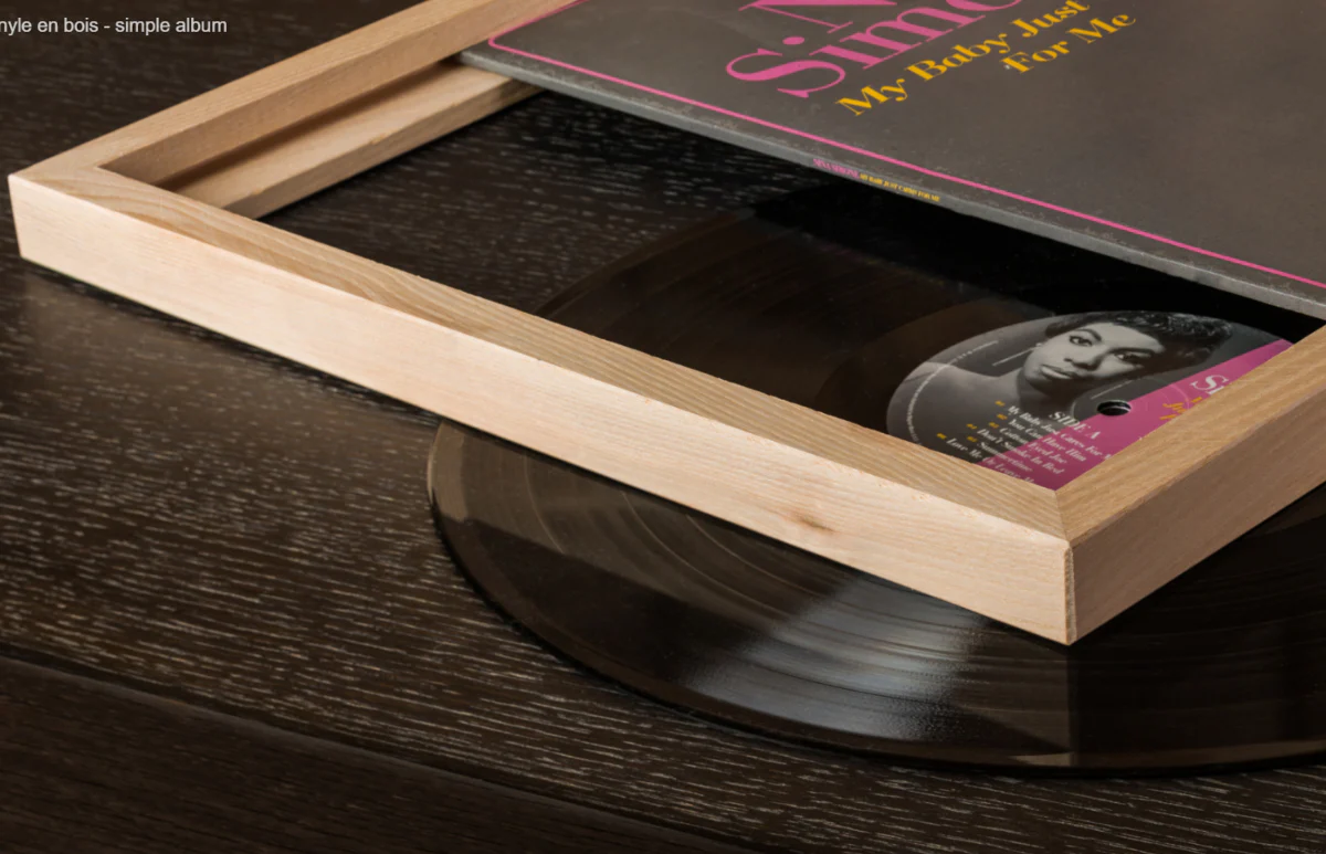 Cadre porte disque chêne massif - accrocher vos pochettes de vinyle au mur. - Image 3