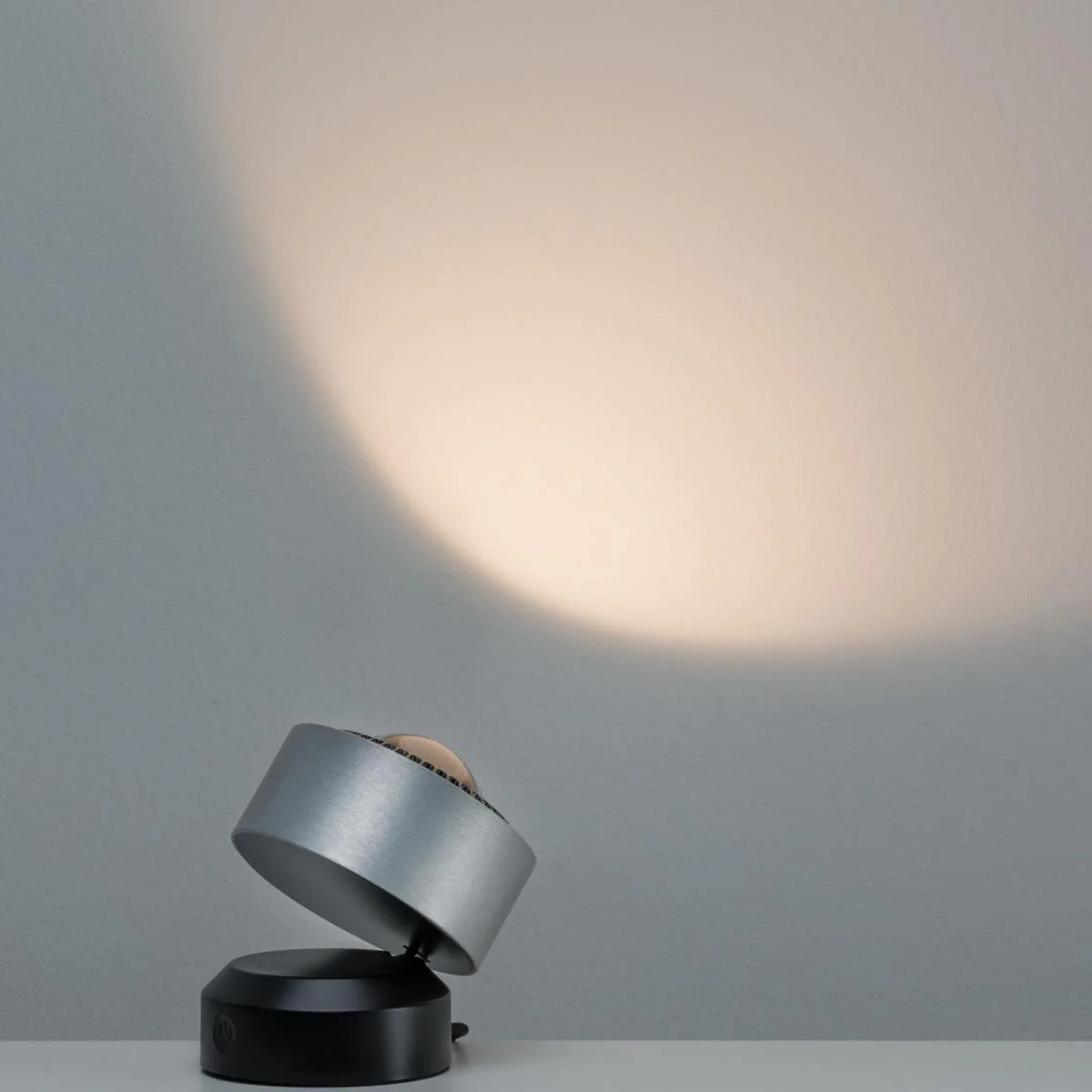 Spot à poser pour tableau LED Aldan 3,5W noir et alu brossé - Image 4